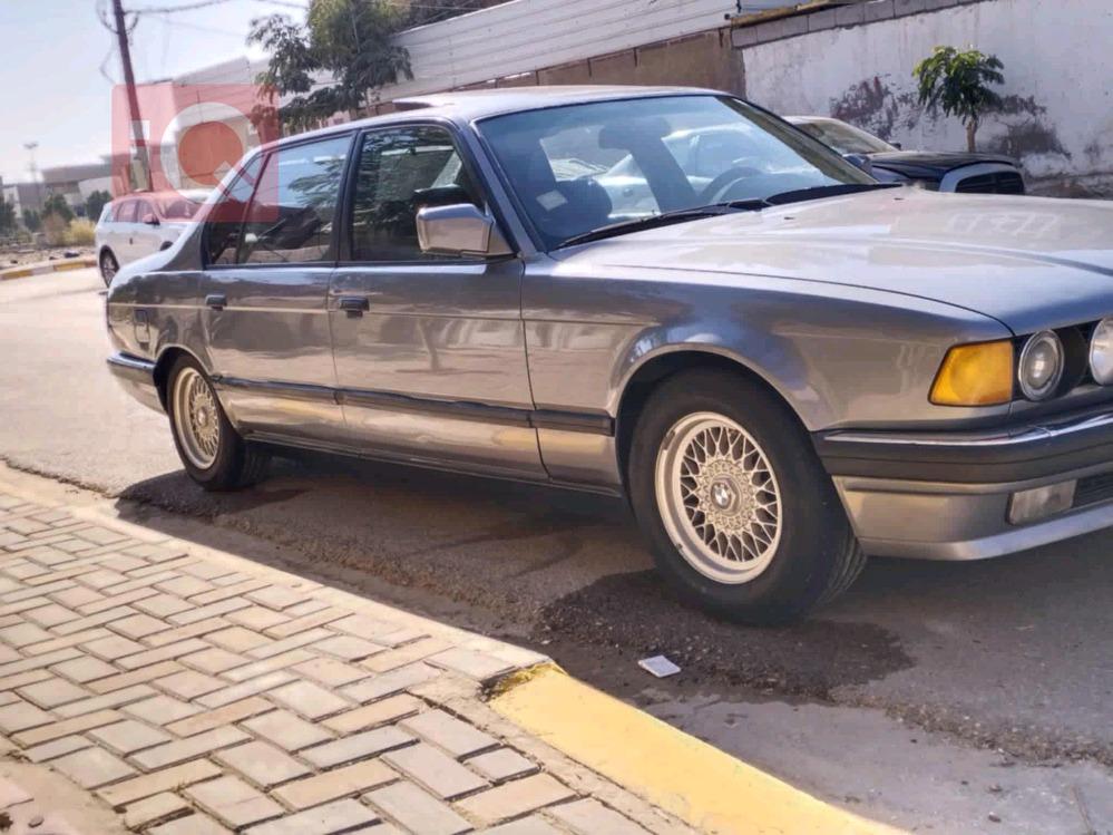BMW 7-Series